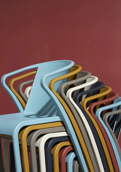 chaises-jardin-colorees