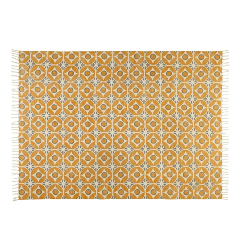 tapis-jaune