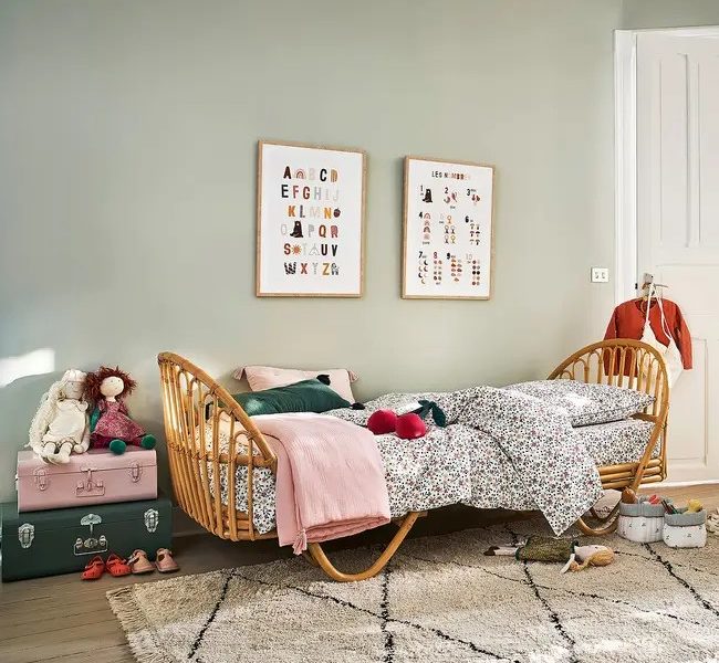 lit-rotin-enfant-chambre