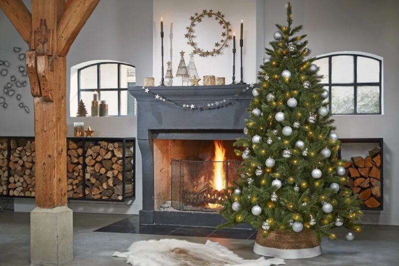 Sapin de Noël artificiel réaliste notre sélection de 25 beaux modèles pour votre intérieur