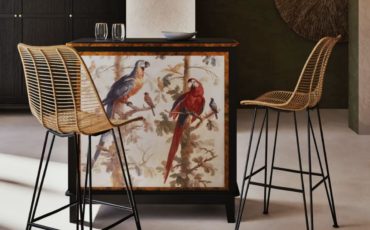 tabourets-bar-rotin-pitaya-maisons-monde