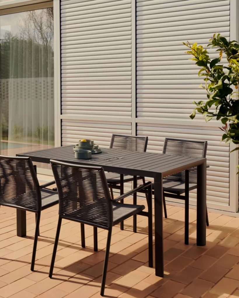 table-jardin-aluminium-noir