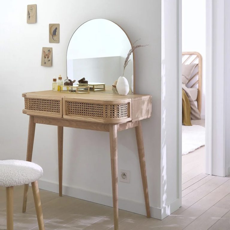 Coiffeuse En Bois WOOMAX Avec Miroir Et Accessoires – Jouet Éducatif Pour Enfants 3 Ans Et Plus