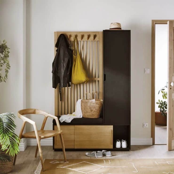 Vestiaire d'entrée : 15 meubles avec penderie et banc
