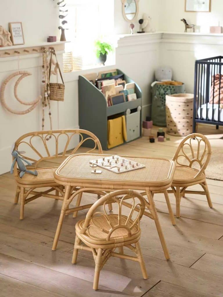 table-chaise-rotin-enfant