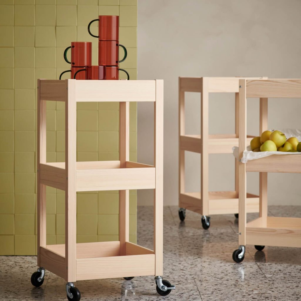 chariot-roulant-bois-ikea