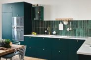 Cuisine verte : 10 inspirations, du sauge au foncé - NuageDeco