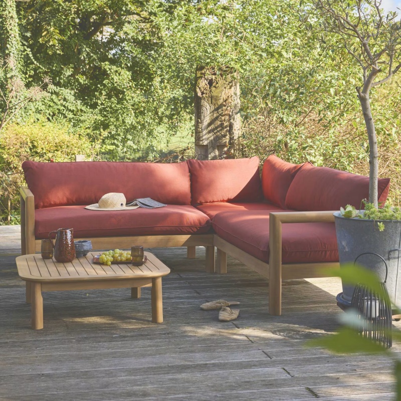 salon-jardin-coussins-terracotta