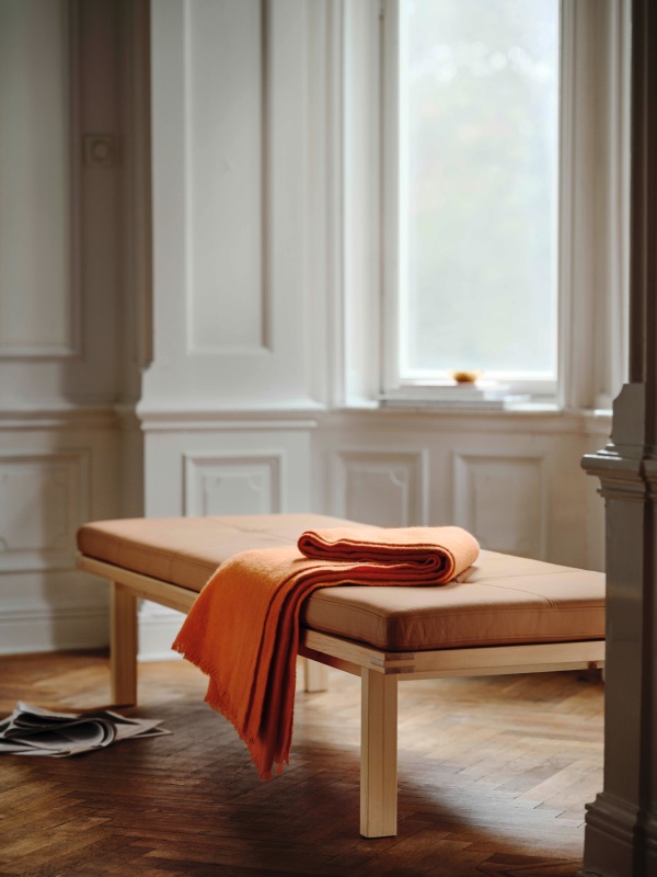 ikea-stockholm-2025-banc