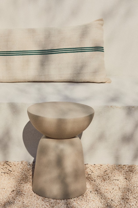 table-appoint-hm-home