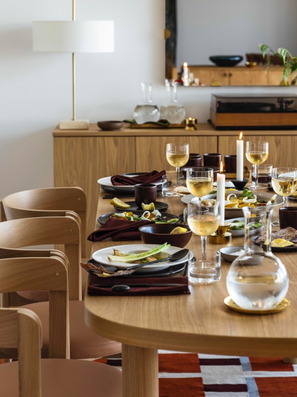 table-ikea-stockholm