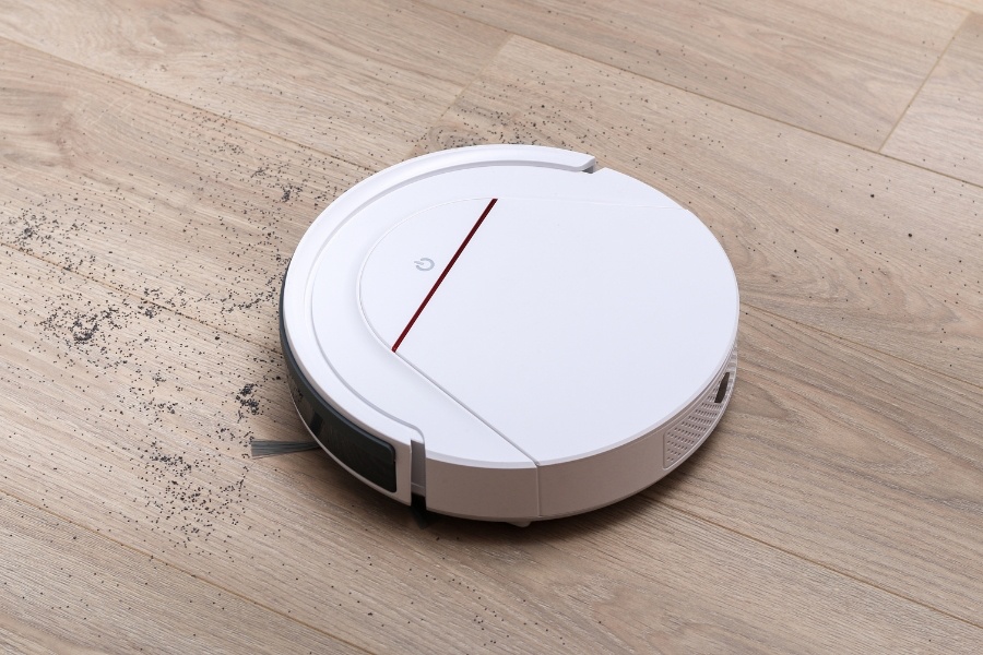 Aspirateur robot nettoyant parquet