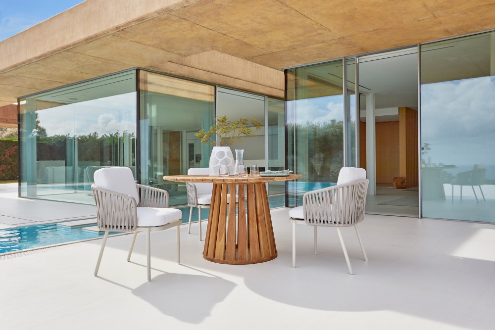 Table de jardin en teck, Velizy