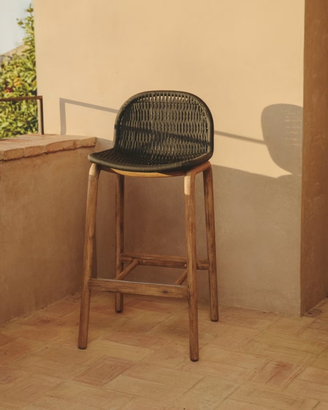 kave-home-tabouret-bar-exterieur